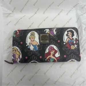 Dooney & Bourke Walt Disney 2015 Runway Princess Wallet - Black - New